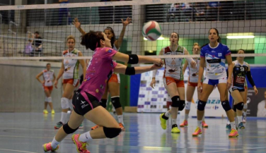 CV Fígaro Peluqueros vence y certifica su pase para la Copa de SM La Reina