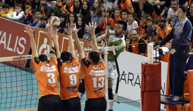 Unicaja Almería y CAI Voleibol Teruel inician la batalla por el título