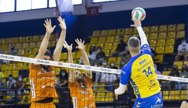 CV Guaguas hace valer el factor cancha para superar a CV Teruel