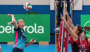 OCISA Haro Rioja Vóley se apoya en El Ferial para sumar su primera victoria