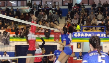 Haro Rioja Vóley reacciona ante Feel Volley Alcobendas