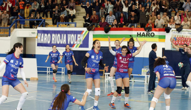 Haro Rioja Voley concluye en tercer puesto tras derrotar a CVB Barça