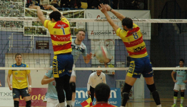 Ushuaïa Ibiza Vóley derrota a un rival directo por los playoffs