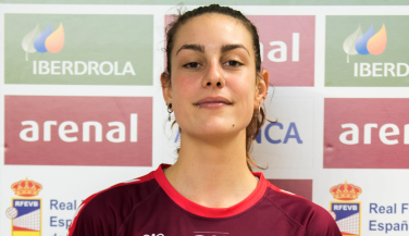 La opuesta de Arenal Emevé Jimena Fernández es la MVP Iberdrola de la 10ª jornada