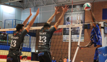 Derrota ante el líder Intasa San Sadurniño