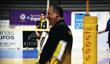 Aguere presenta a su cuerpo técnico
