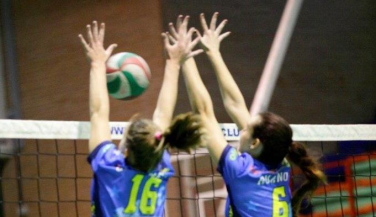 Mairena Voley vence su segundo encuentro en la SF2