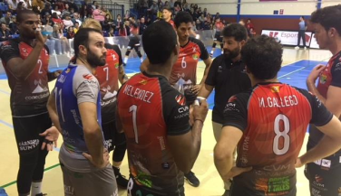 Conectabalear CV Manacor suma su quinta derrota ante Barça Voleibol