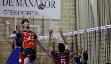 El derby mallorquín se cierra en favor del Urbia Vóley Palma