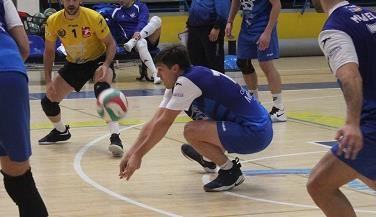El Club Voleibol Melilla renueva a Mariano Giustiniano.