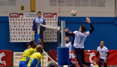El CV Mediterráneo de Castellón vence por 3 sets a 1 a Vecindario ACE GC de Canarias.