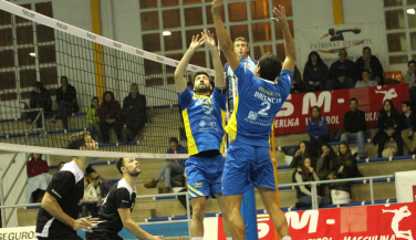 VP Madrid vence en el desempate a un rival directo por la permanencia 