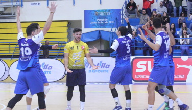 CV Melilla logra una importante victoria en el duelo directo por la permanencia