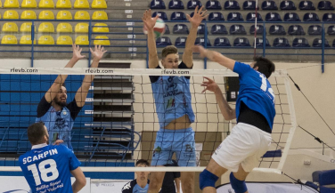 Melilla cae en el tiebreak 3-2 frente a un gran Ibiza Volley en un partido muy igualado