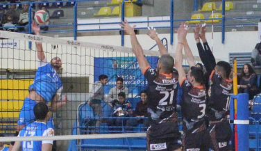 Club Voleibol Teruel gana con contundencia en Melilla