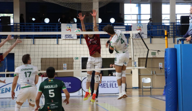 Unicaja Costa de Almería se adelanta en la Final de la SVM ante Melilla Sport Capital 