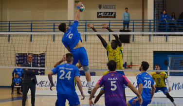 Club Voleibol Melilla sorprende al líder y se hace con la victoria