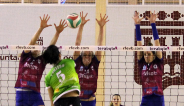 Naturhouse Ciudad de Logroño se lleva el duelo de rivalidad regional