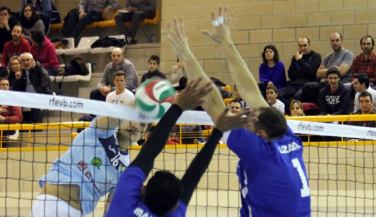 Jornada de duelos entre rivales directos en la Superliga masculina