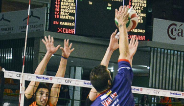 Los equipos de cabeza dan un paso adelante en Superliga masculina