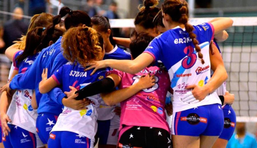Marta Fraile y Fígaro Peluqueros Haris, MVP de la primera vuelta de Superliga femenina