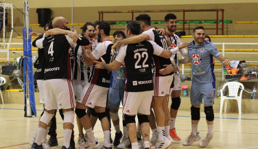 CD Badajoz Extremadura de Superliga Masculina 2 derrota al líder Dumbría (3-0)
