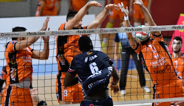 Teruel se lleva el duelo de campeones en Son Moix