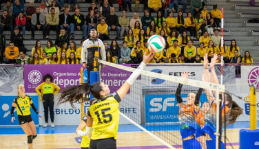 Victoria de Fedes Ascensores La Laguna ante CV Oviedo 