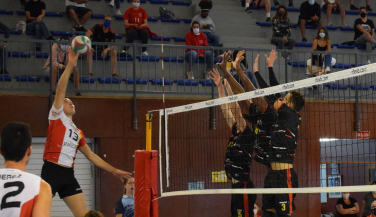 Dumbría se lleva la victoria de la pista de CV San Roque Batán