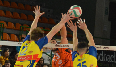 Importante victoria del CV Teruel ante Ushuaïa Ibiza Voley 