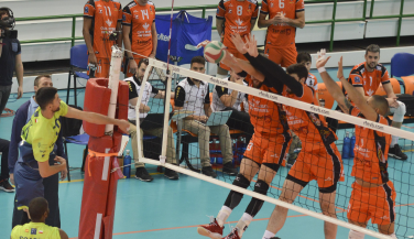 CV Teruel cierra la sexta jornada de la Superliga con una victoria.