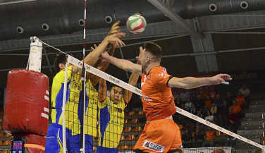 Valiosa victoria de CV Teruel para auparse al liderato de la SVM
