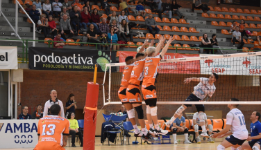 Cómoda victoria de Pamesa Teruel Voleibol ante Rotogal Boiro Voleibol