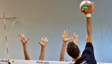 Los favoritos ya muestran sus armas en Superliga masculina