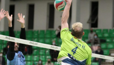 Cabezón asiste a otra remontada épica de su Voley Textil