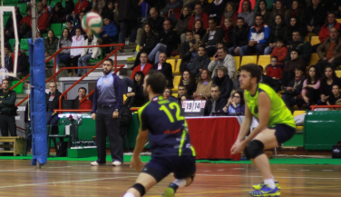 La solidez de Ibiza se le atraganta al Voley Textil Santanderina 