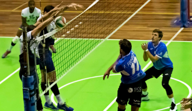 La Superliga Masculina afronta una emocionante jornada con la mirada en el corte copero