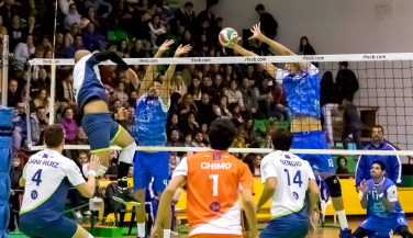 Voley Textil Santanderina sigue imparable en casa