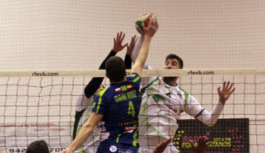 Unicaja Almería se emplea a fondo para batir a Textil Santanderina La Gallofa