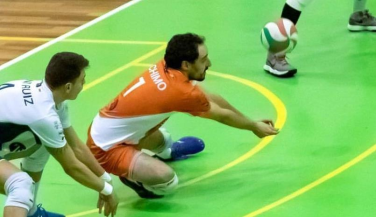 Chimo renueva un año más con el Voley Textil Santanderina 