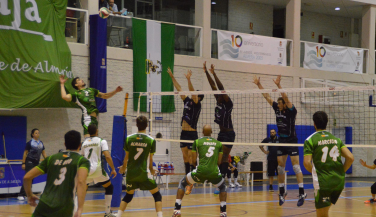 Unicaja Almería supera 3-0 a un voluntarioso Electrocash CCPH