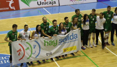El líder de la Superliga permanece invicto