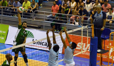 Unicaja vence en su estreno en casa