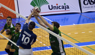 Unicaja Almería doblega con claridad a Río Duero San José