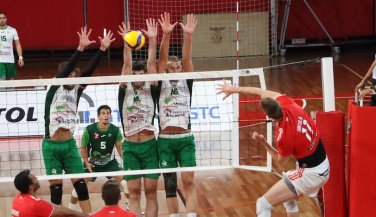 Benfica remonta a Unicaja Costa de Almería 