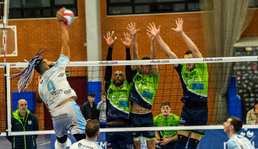 Conqueridor confirma su presencia en playoffs con una plácida victoria ante Textil Santanderina 