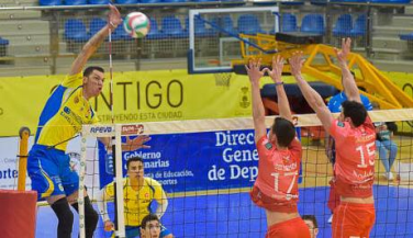 Vecindario ACE GC inicia 2017 con una clara victoria sobre Cajasol Juvasa