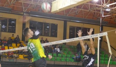 Arona Paradise Park vence en Villalba