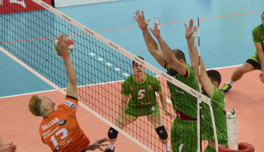 Andrés Villena renueva por el Club Voleibol Teruel
