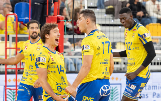 Guaguas rompe la armonía: líder en solitario en una jornada brillante para el vóley canario